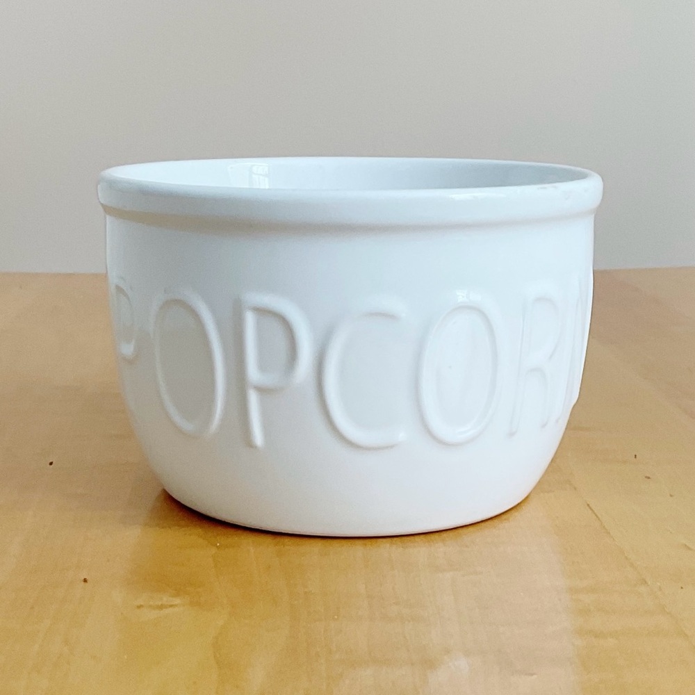 Crate & Barrel POPCORN Embossed Bowl White BIA Cordon Bleu Movie Night